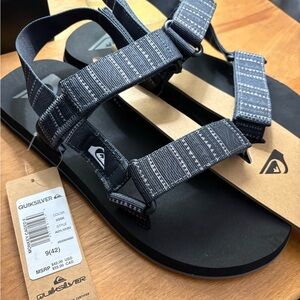 Quiksilver Men's Black and Gray Sandals